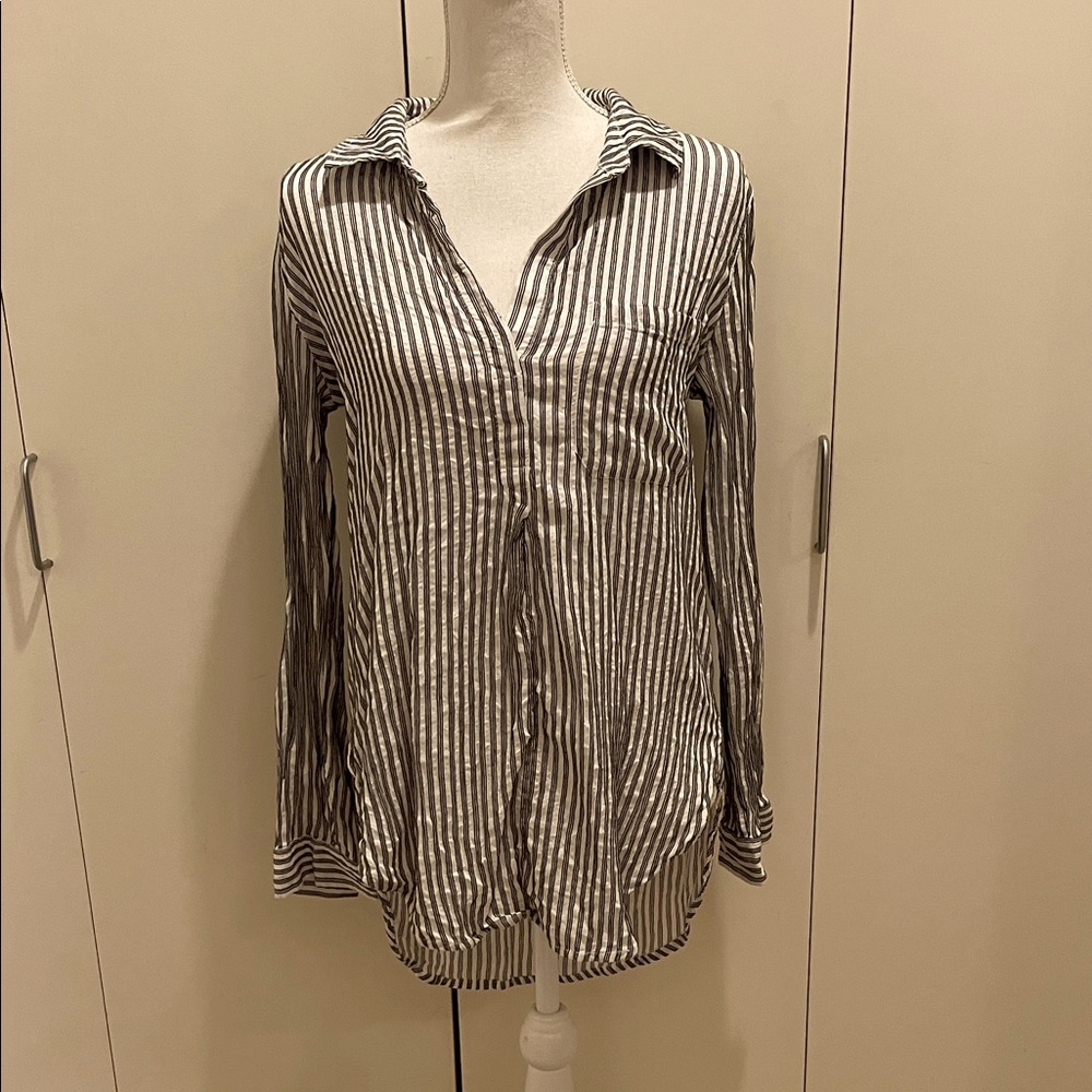 Sanctuary black & white long sleeve blouse size M #22